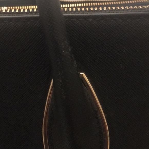 Large H&M Pocket Book - Picture 12 of 16